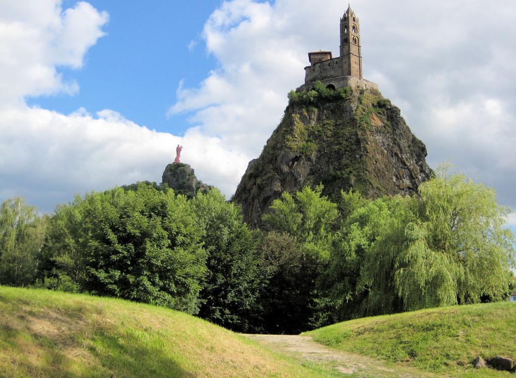 Dyke Hotel Le Puy-en-Velay Экстерьер фото